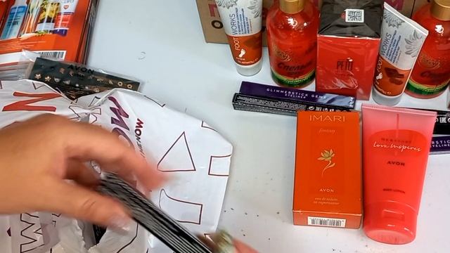 распаковка эйвон и ВБ . три пакета сюрприза смотреть онлайн