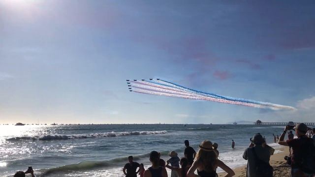 RAF Red Arrows RED, WHITE & BLUE - Great Pacific Air Show 2019 - HB Air Show - Day 2, 10/05/2019 смотреть онлайн