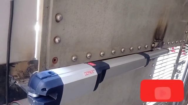 Automatic Swing gate Operator with UHF Card Reader Installation. смотреть онлайн