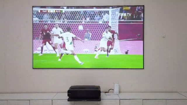 SCREEN PRO Motorized Ultra Short Throw Projector Shelf - This thing is awesome! смотреть онлайн