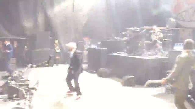 Limp Bizkit в Алматы. Съемка прямо со сцены! Сцена, звук, свет - FERRATA SHOW. смотреть онлайн