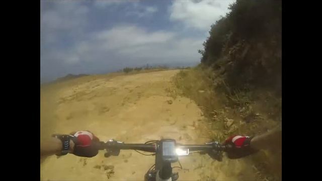 Puerco Descent on hardtail bike with cross-wind смотреть онлайн