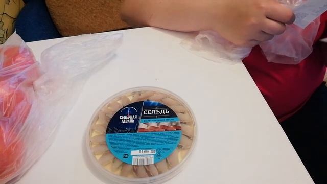Закупка продуктов. Цена покупки 375 р смотреть онлайн
