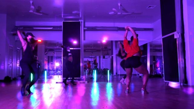 Victoria Monet|@100proofyannie choreography💕 смотреть онлайн