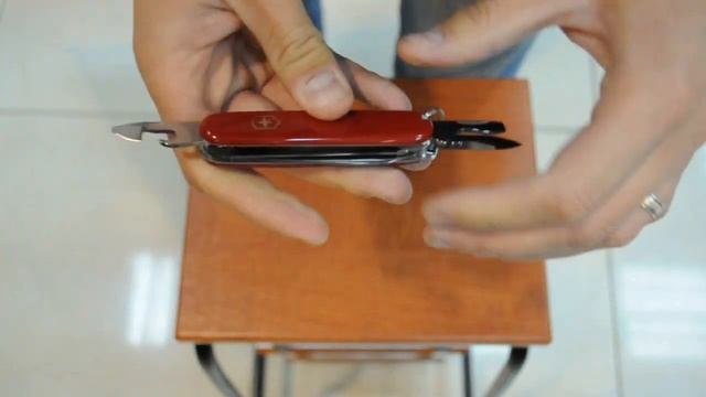 Нож Victorinox Camper 1.3613