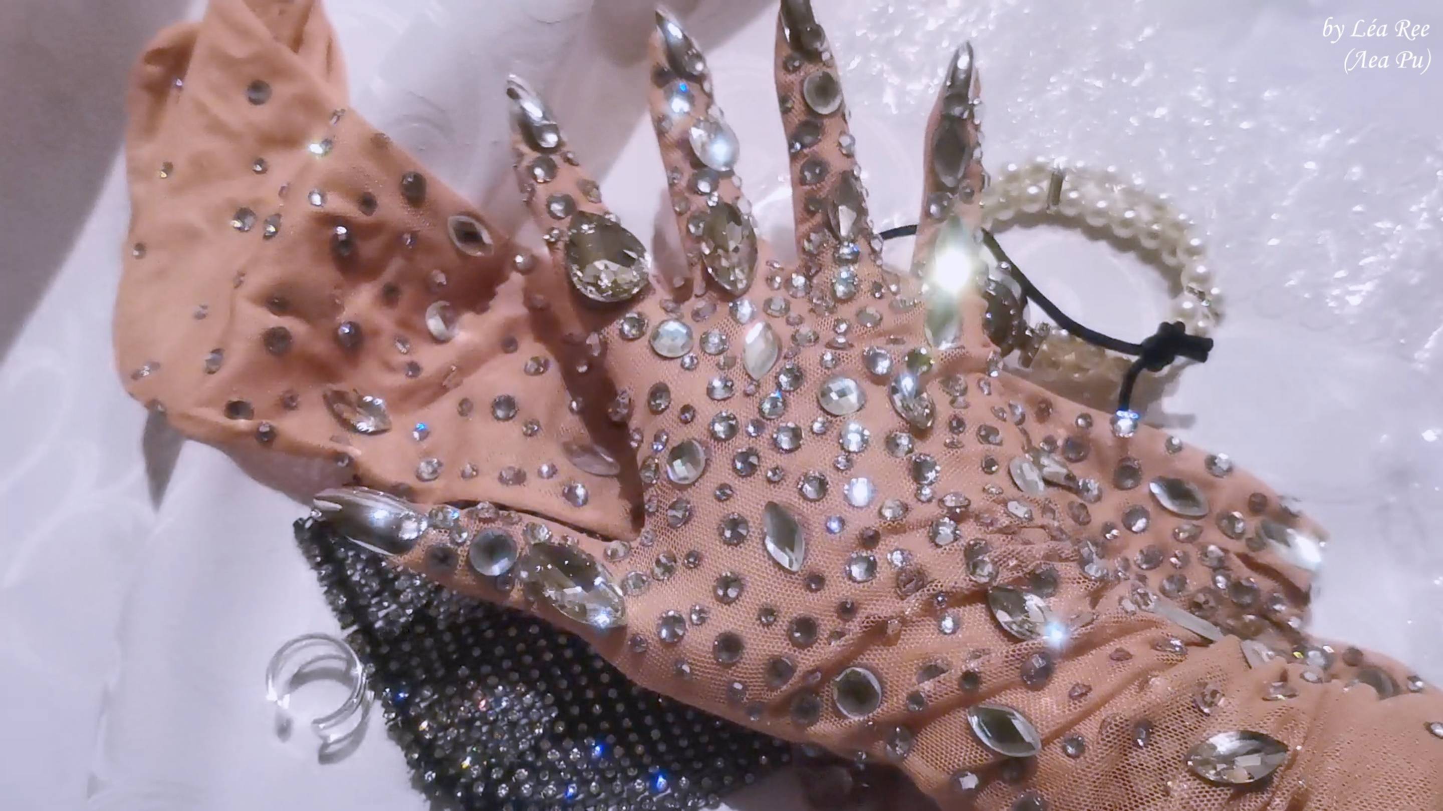 ASMR АСМР Залипательная распаковка посылок с AliExpress Шепот, бижутерия с АлиЭкспресс, руки смотреть онлайн