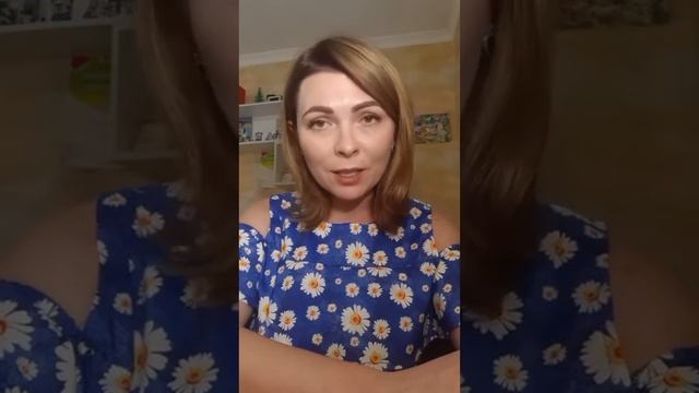 Стихотворение Ольги Самойловой «В цветастом мамином халате», авторское исполнение смотреть онлайн
