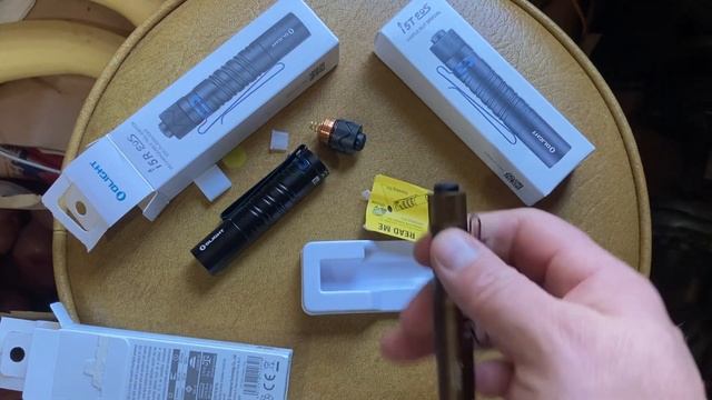 OLIGHT i3T Flashlight смотреть онлайн
