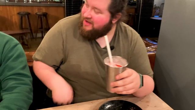 The 25,000 Calorie Devastator Food Challenge смотреть онлайн