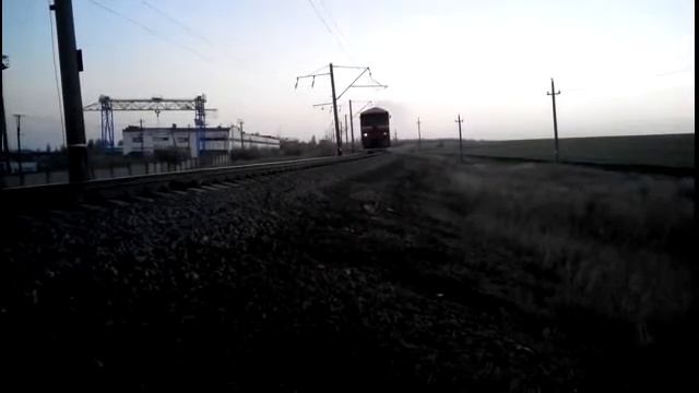 Электровозы и пассажирские поезда. смотреть онлайн