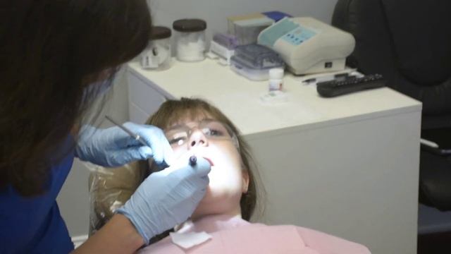 Зубная Фея для детей - в зубном офисе! Tooth fairy for children - at the dental office! смотреть онлайн