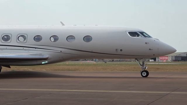 Luxurious Gulfstream G650ER G-DSMR Takeoff At RAF Fairford !!