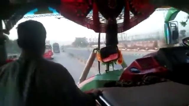 KZT Kashmir Time vs Chamb time Saqlain Sons Full Shooter Bus Race on GT Road 🔥🔥 смотреть онлайн
