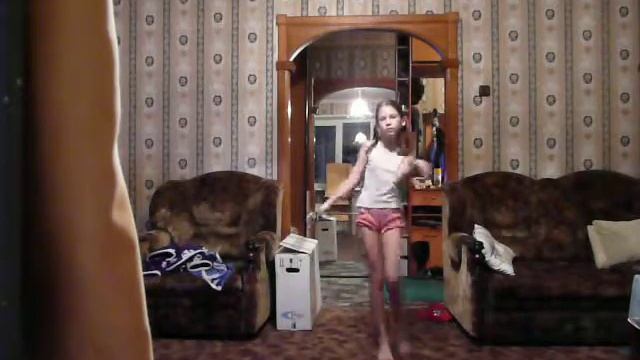 Вот так я танцевала в 9 лет) смотреть онлайн
