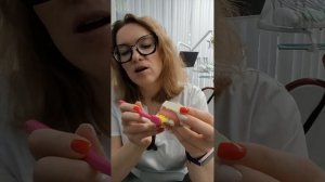 Техника чистки зубов методом Bass