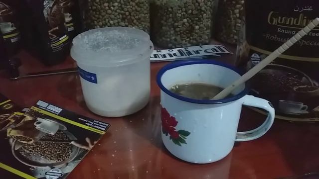 cara menyeduh kopi robusta GundiraN смотреть онлайн