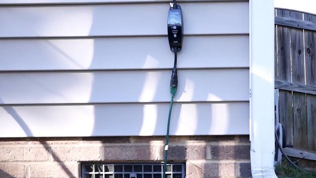 SMART Outdoor Lighting with Lutron Caseta смотреть онлайн