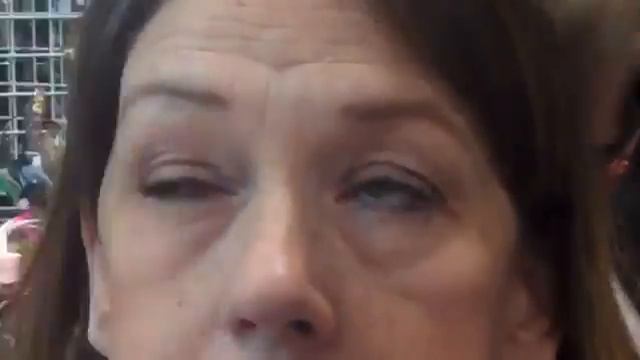Эффект удаления мешков под глазами за 3 минуты с Ageless.