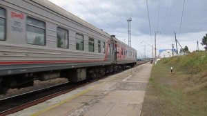 ЭП1-371 с поездом 087 отправляется со станции Анзёби ВС ж.д.