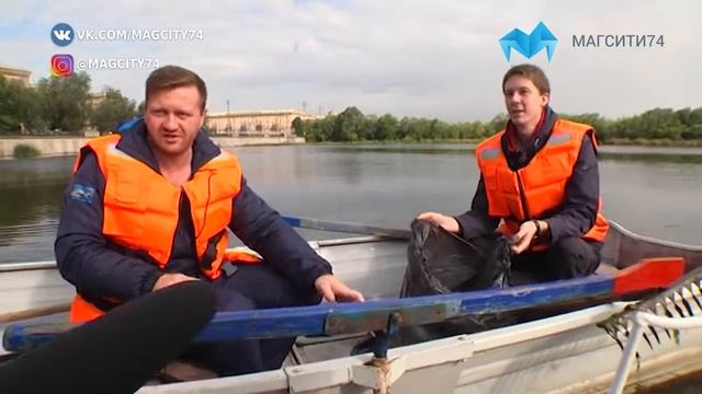 Шины, бутылки и даже магазинная тележка: активисты вышли на очистку акватории Урала смотреть онлайн
