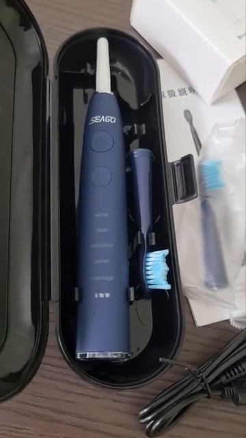 Электрическая зубная щетка, которую нужно заряжать всего раз в год! #алиэкспресс #распаковка смотреть онлайн