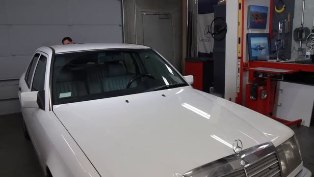 Mercedes W201 and W124 Car Alarm Problems by Kent Bergsma смотреть онлайн