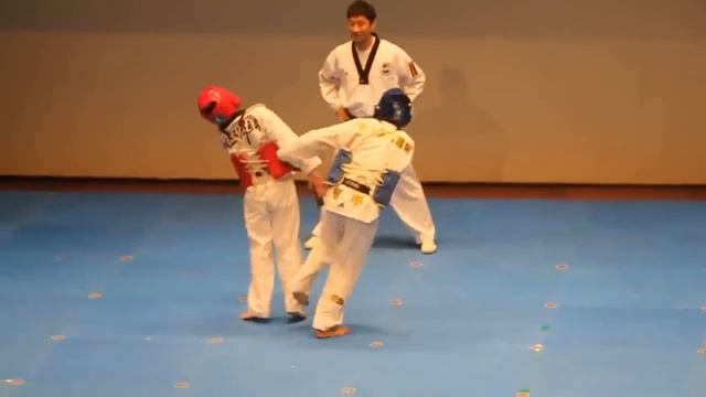 We No Speak Americano fight смотреть онлайн