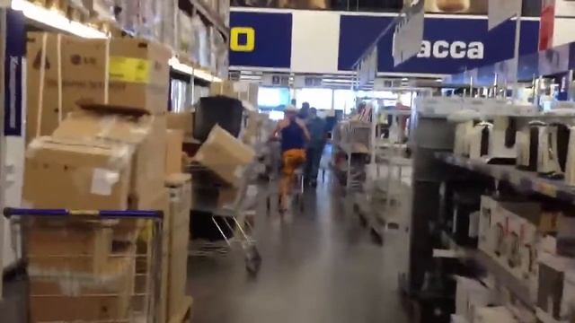 Артем и тележка Метро 3 смотреть онлайн