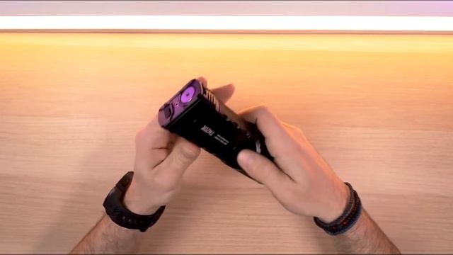 Nitecore TM20K (20.000lumen Flashlight) смотреть онлайн