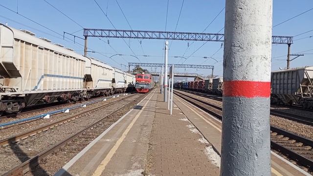 вл80с 798/780 прибывает на станцию смотреть онлайн