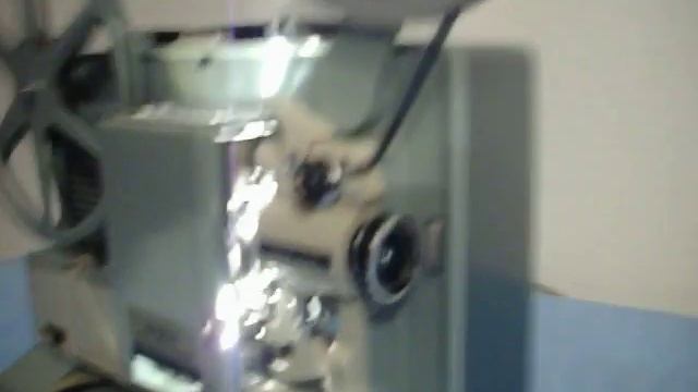 BEAUTIFUL 60's ARGUS SHOWMASTER 500-AZ 8MM PROJECTOR 1 OF 3 смотреть онлайн