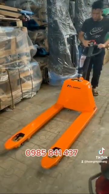 Xe nâng thấp dạng đi bộ lái Maihui 2 tấn смотреть онлайн