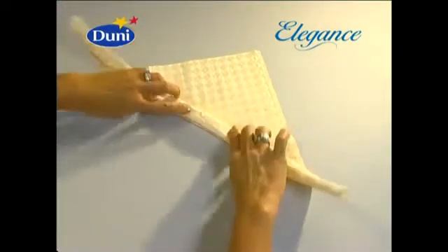 Napkin folding from Duni - Asia2.mp4 смотреть онлайн