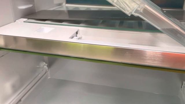 Hydro breeze function test on Liebherr fridges смотреть онлайн