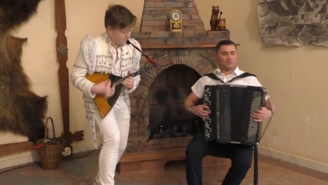 Айдар Ахмедьянов, Ильяс Гараев - Обработка на тему русской народной песни "Калинка" смотреть онлайн