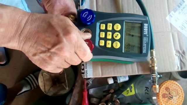 DY517 Manifold Gauge