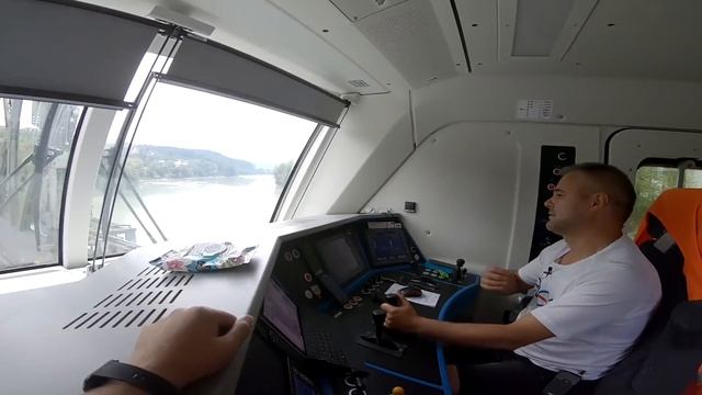 A mozdonyvezető egy napja. SIEMENS VECTRON 2019 смотреть онлайн