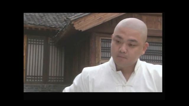 MULTISUB精彩谍战剧【大梦北平Big Dream Peking】EP06 |🗡️一二八事变，上海沦陷，市井萧条。在上海红极一时的京剧冯家班也在整理着行囊，准备加入逃难的人潮。主演：黄景瑜 李 смотреть онлайн