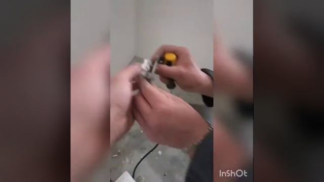 Решение проблемы слабозакрепленных розеток в новостройках смотреть онлайн