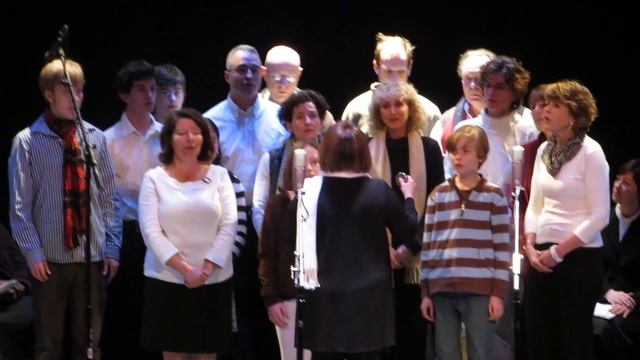 Quaker Notes from Tandem Friends School. Siyahamba and Oseh Shalom. смотреть онлайн