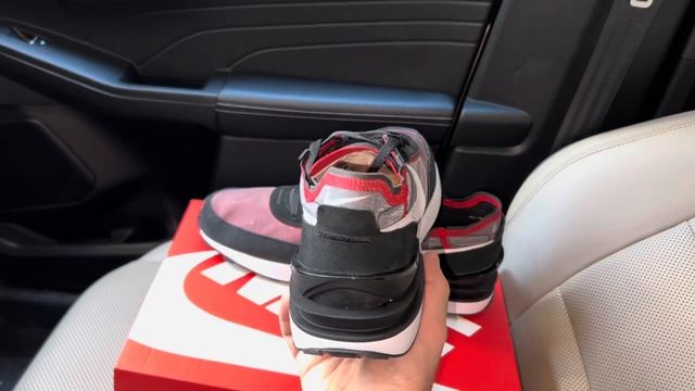 Nike Waffle One Bred sneakers смотреть онлайн