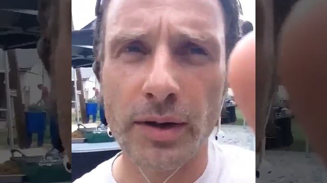 Andrew Lincoln's American accent on set. смотреть онлайн