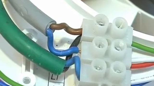 Подключение вентилятора Вентс 125 MTH смотреть онлайн