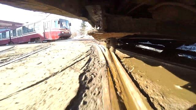 Под трамваем: МС-4 № 2642 [GoPro] смотреть онлайн
