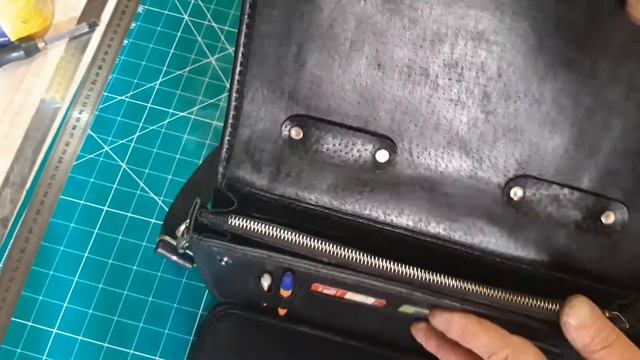 Мужская кожаная барсетка смотреть онлайн