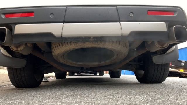 Range Rover SPORT Revs *stock exhaust* after light modifications (High Revs) смотреть онлайн