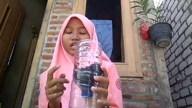 video aksi siswa membuat pot bunga dari botol bekas 3 смотреть онлайн