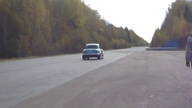 Gaz 21 V8 Supercharged acceleration 2 смотреть онлайн