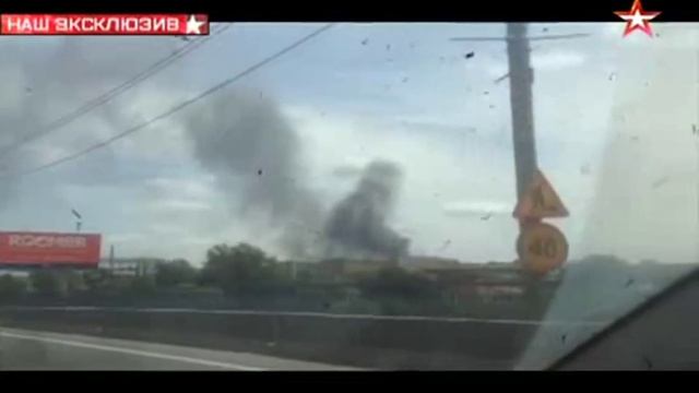 В два раза увеличилась площадь пожара на территории бывшего ЗИЛ в Москве смотреть онлайн