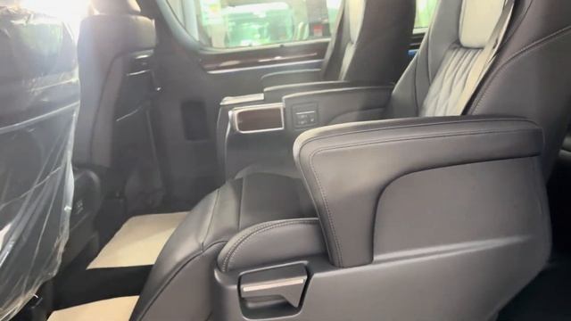 NEW 2024 TOYOTA GRANVIA VIP Seats